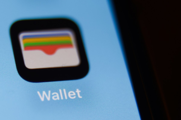 Apple Wallet Promotion Faces Backlash Over F1 Movie Tie-In