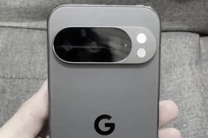 Google Pixel 10 Lacks Key Camera and Network Enhancements