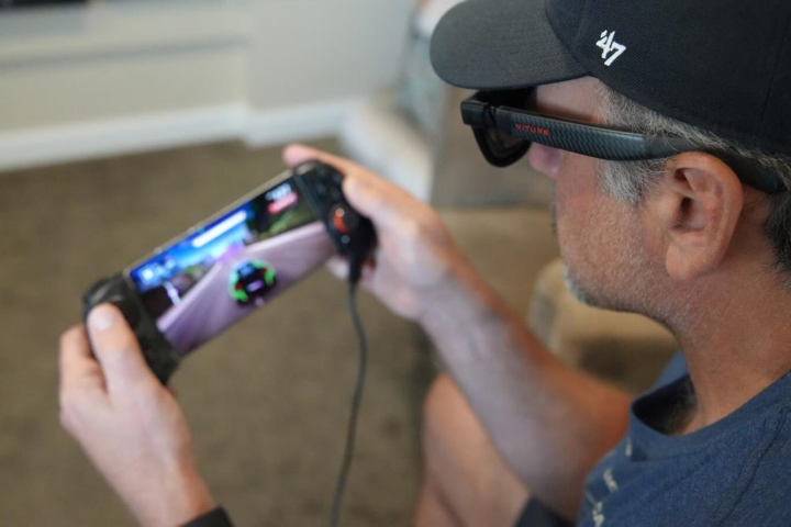 Discover the Future of Work and Travel with XR Glasses