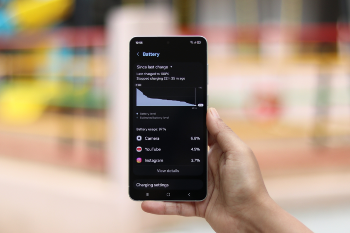Galaxy S26 Edge Boasts Impressive Battery Life and Fast Charging