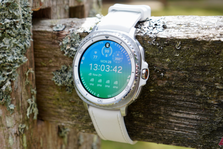 Galaxy Watch 8 Classic's Major Flaw Disappoints Tech Enthusiasts