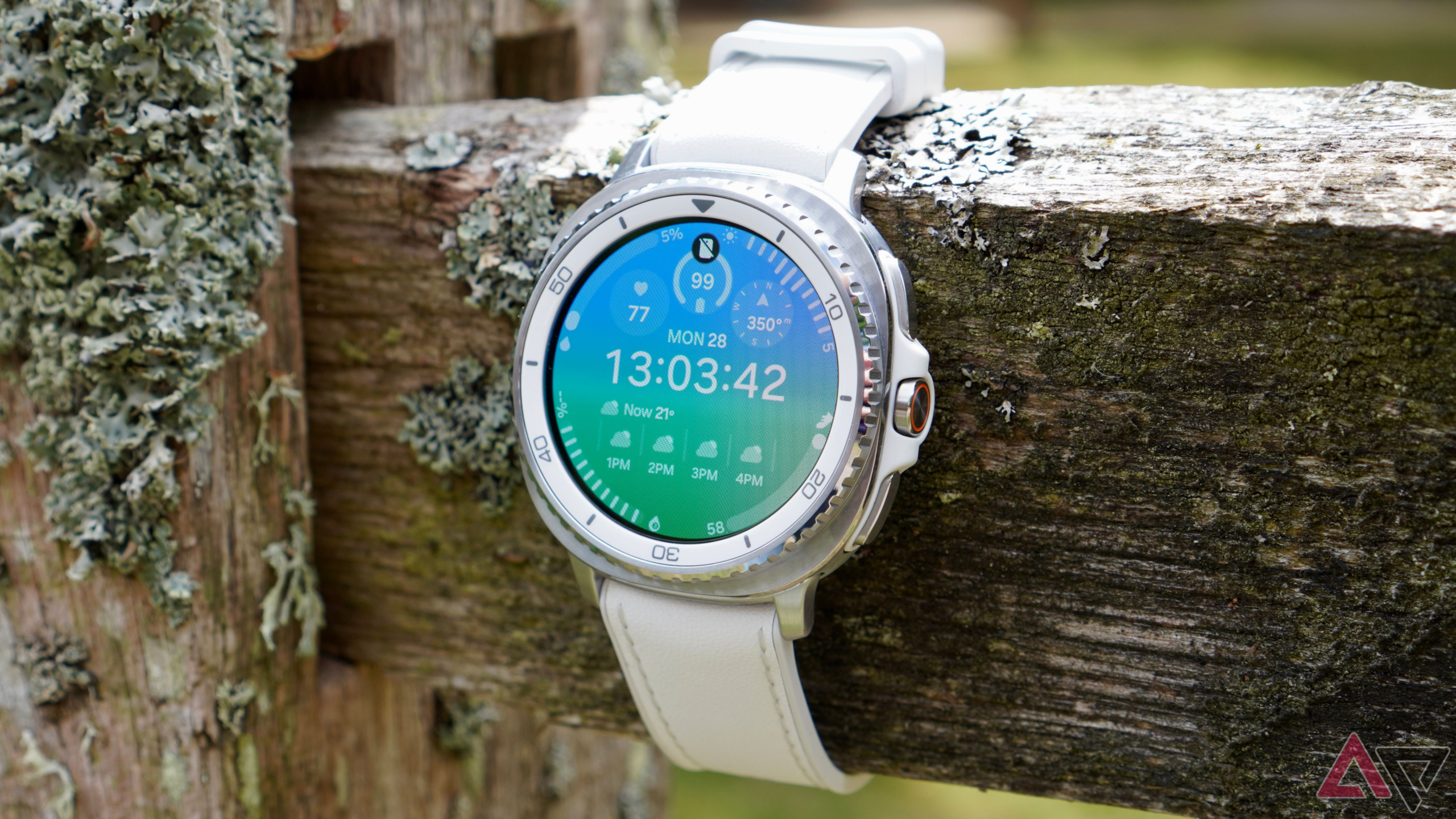 Galaxy Watch 8 Classic's Major Flaw Disappoints Tech Enthusiasts