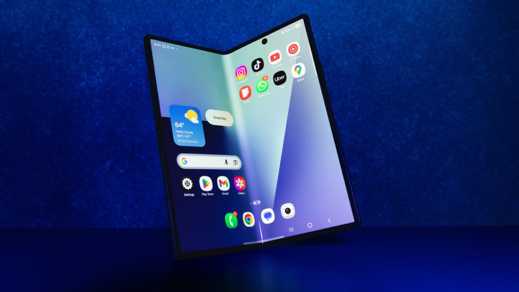 Galaxy Z Fold 7 Sets New Record in Preorders