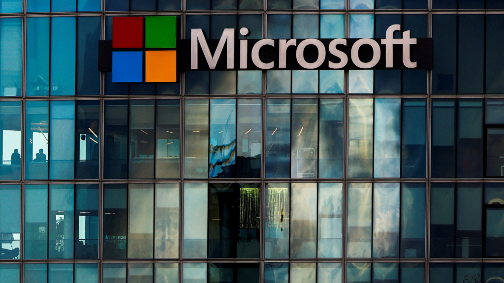 Microsoft Outlook Users Face Email Access Issues: Latest Updates