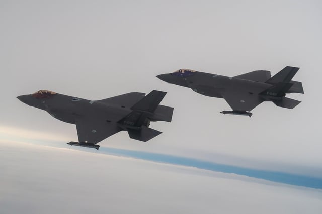 Netherlands Enhances Security for Ukraine Aid with F-35 Deployment to Poland