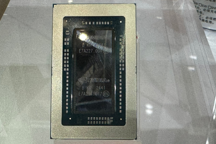 Nvidia and Asus Revolutionize Desktops with New Ascend GX10 Chip