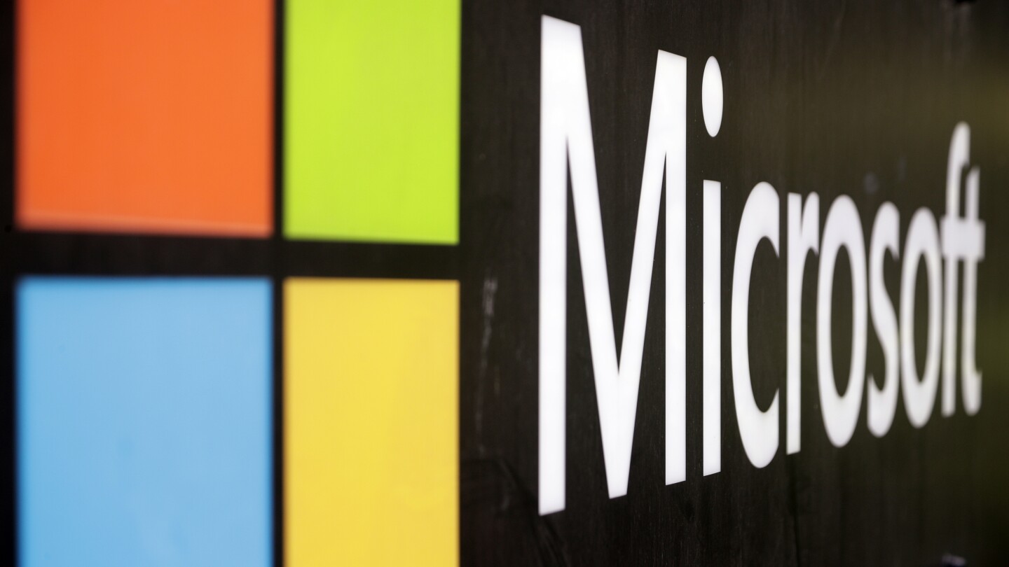 Outlook Email Access Issues: Thousands of Users Hit by Outage