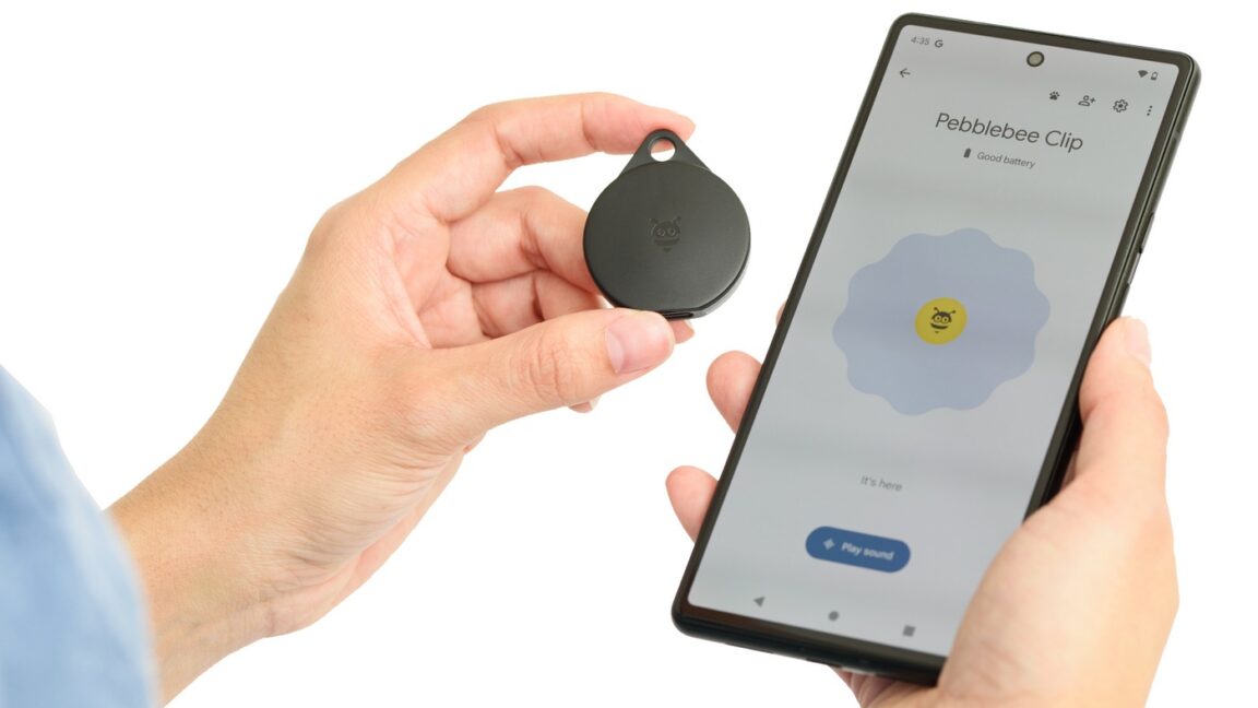 Pebblebee Enhances Bluetooth Trackers with Free SOS Alert Feature