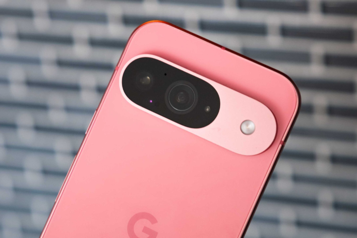 Personalize Your Phone with AI: Google's New Homescreen Feature