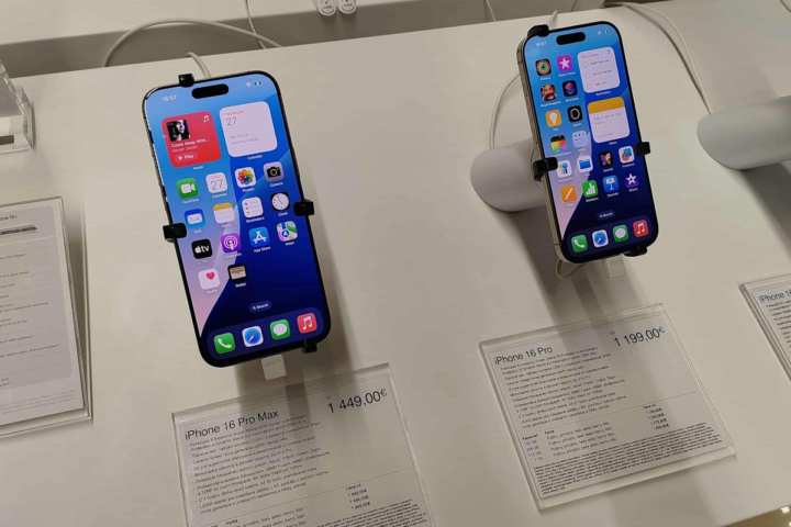 Apple Faces Significant Challenges Amid Market Uncertainties