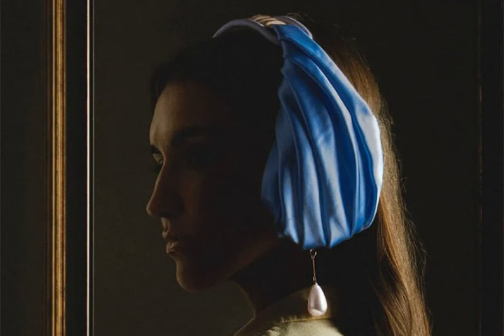 Creative Headphone Designs Inspired by Iconic Artworks