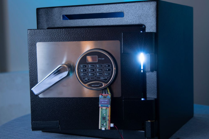 High-Security Safes Vulnerable to Rapid Breach by Cyber Intruders