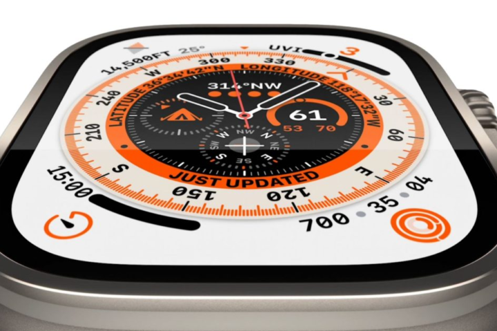 Larger Display for Apple Watch Ultra 3 Revealed in iOS 26 Beta