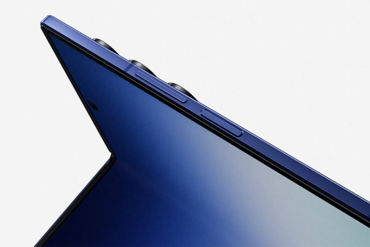 Samsung Galaxy Z Fold 7 Durability Tested by YouTuber with 200,000 Folds