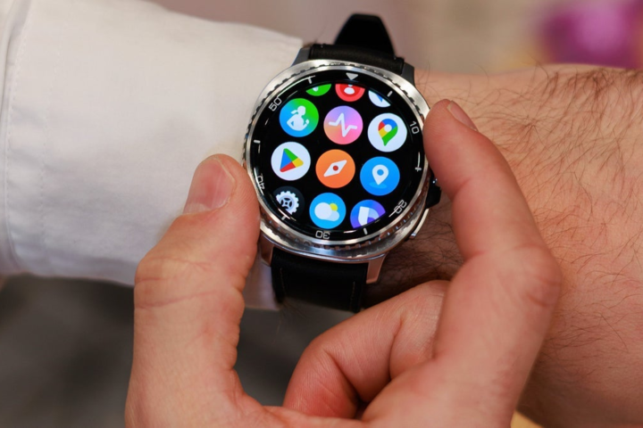 Samsung's Bold Strategy to Outshine Chinese Smartwatch Brands