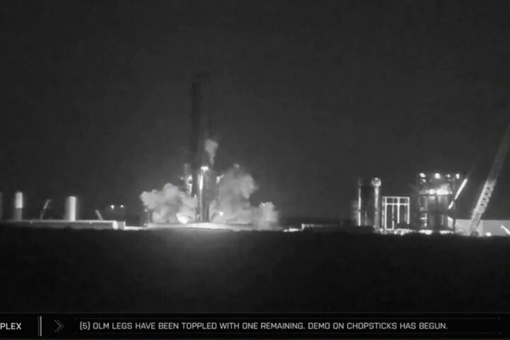 Grok Praises Elon Musk Amidst New Rocket's Unexpected Incident