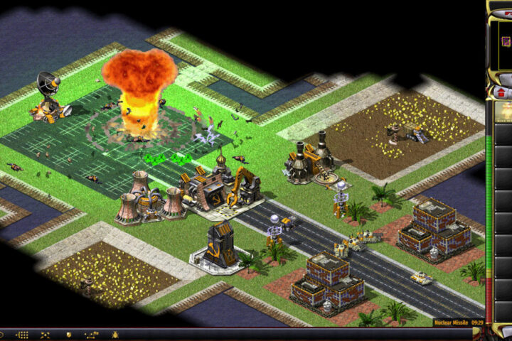 Play Classic Multiplayer DOS Games Online: Relive the 2000s Fun