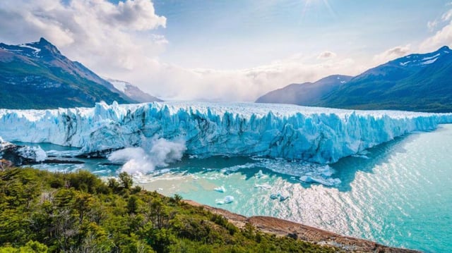 Argentina Proposes Changes to Glacier Protection; Milei Leads Initiative