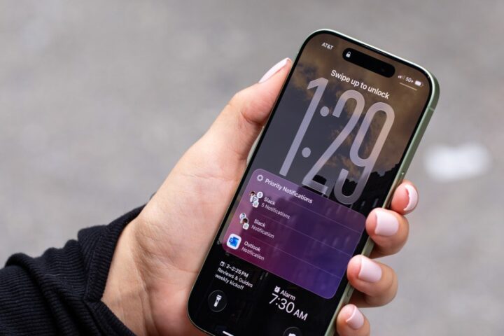 Discover iOS 26.2: Liquid Glass, Enhanced AirDrop, and Apple Music