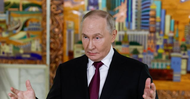 Putin Urges Military to Intensify Efforts in Southern Ukraine