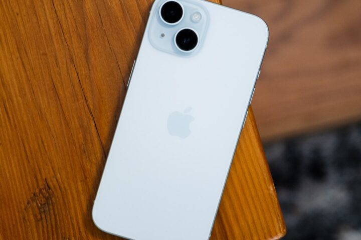 Trump Mobile's Refurbished Phones Offer Poor Value for Buyers