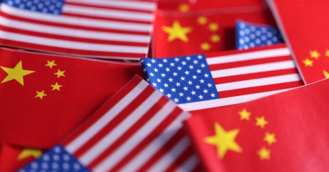 US Pushes China Chip Tariff Announcement to 2027