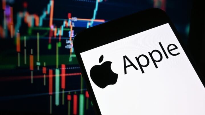 Apple Stock Projection 2026: AI Innovation Fuels $315 Target Amid Service Growth
