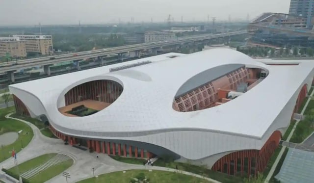 China Introduces Revolutionary Hypergravity Machine Reshaping Space-Time Dynamics