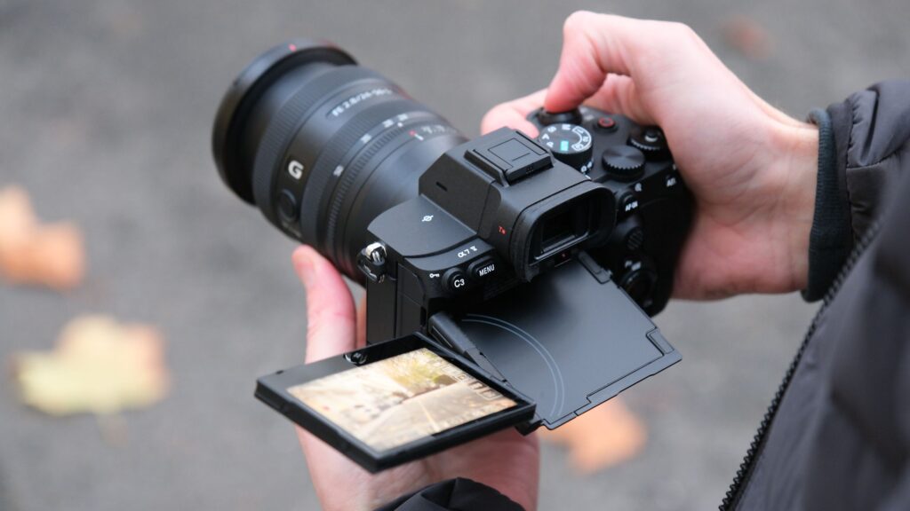 Japan's New Camera Tops Sales, Surpassing 100MP Model