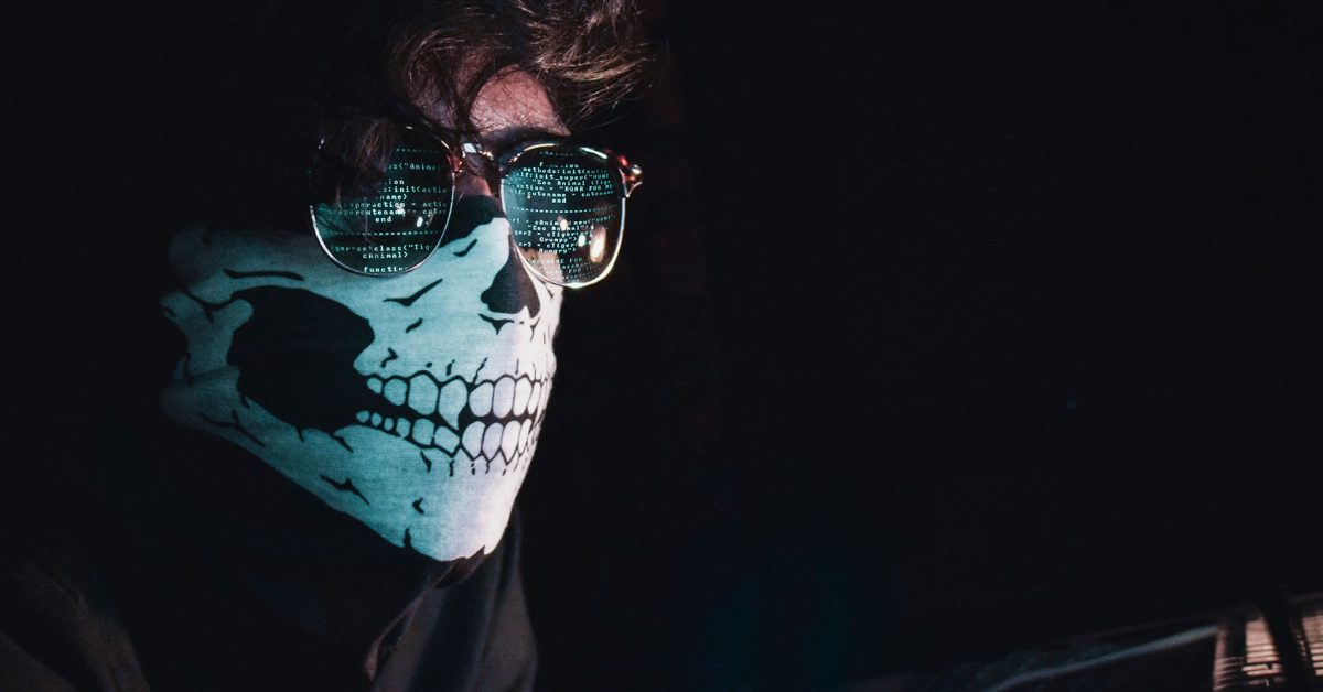 Massive Data Exposure: 149 Million Logins Leaked Including Apple Accounts