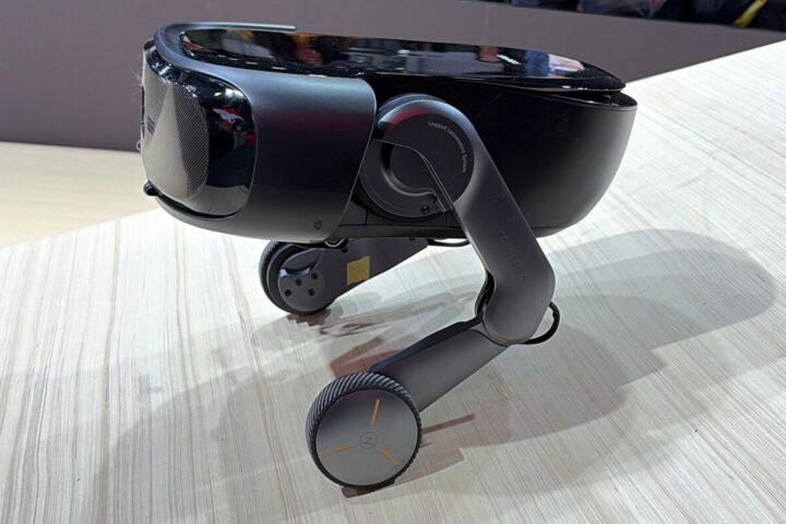 Roborock Unveils Innovative Stair-Climbing Vacuum Cleaner Model