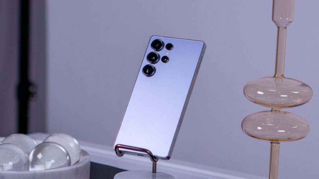 Samsung Galaxy S26 Ultra Enhances Charging with Innovative 60W Technology