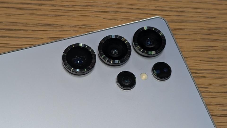 Samsung Galaxy S26 Ultra's Performance Issue Revealed