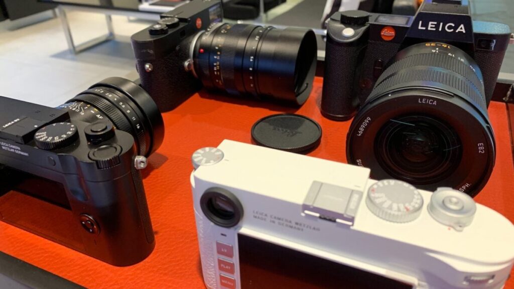 Striking Image from Minneapolis Protest Highlights Leica Cameras' Power
