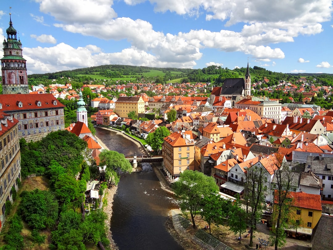 Český Krumlov: The Complete Visitor Guide (Day Trip or Overnight) — cesky krumlov old town
